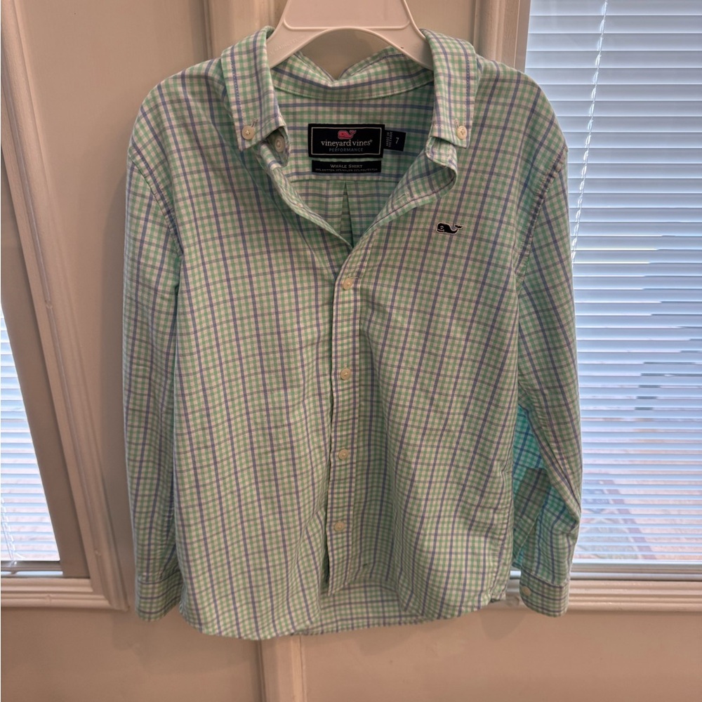 Vineyard vines boys shirt size 7